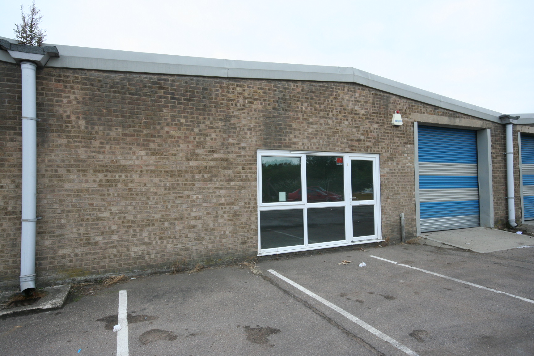 Business Unit to Let in Mildenhall