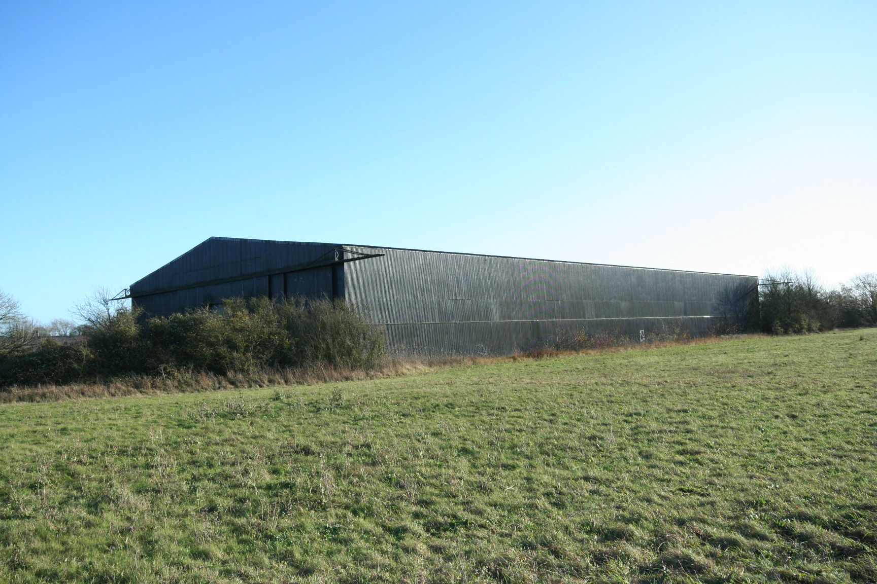 Former T2 Hanger Let